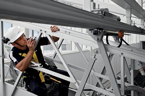 CPR products being tested by a professional kiwa employee