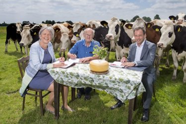 ondertekening_EKO_keurmerk-055190-min.jpg