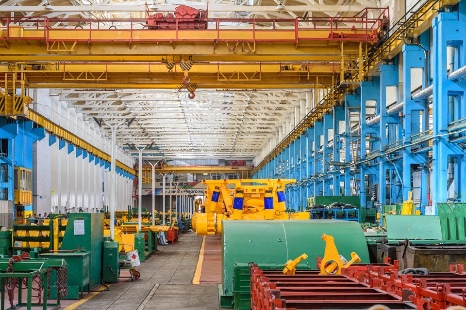 How can your Smart Energy Hub prepare for a future where hydrogen plays a central role in the energy transition? As hydrogen gains traction in industrial processes, hubs in the Netherlands face a unique challenge: how can clusters of businesses collectively ensure a smart and sustainable energy supply without individual companies struggling with grid congestion or high costs? Let&rsquo;s explore some critical questions that can help your hub make strategic choices.